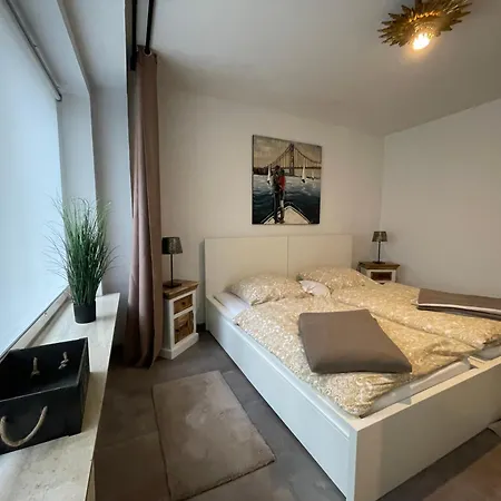 Apartment Ii *
